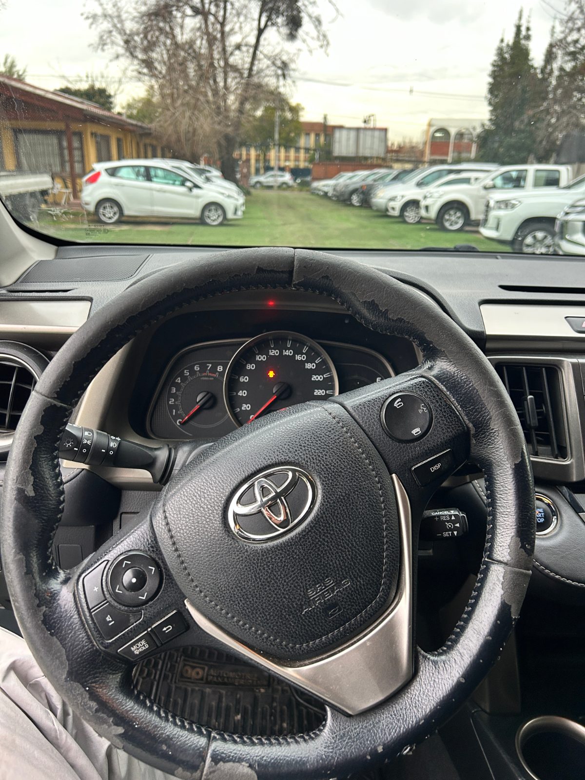 TOYOTA RAV4 4X4 2014 11