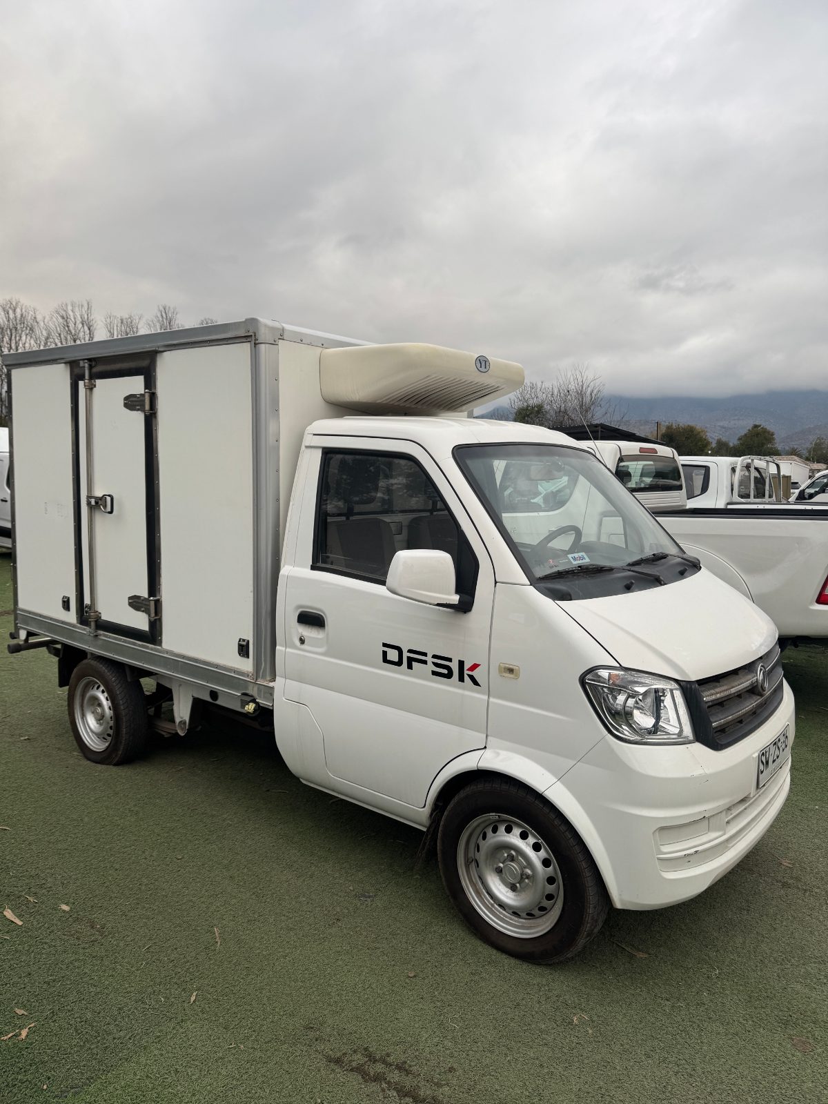 DFSK REFRI TRUCK 2024 2